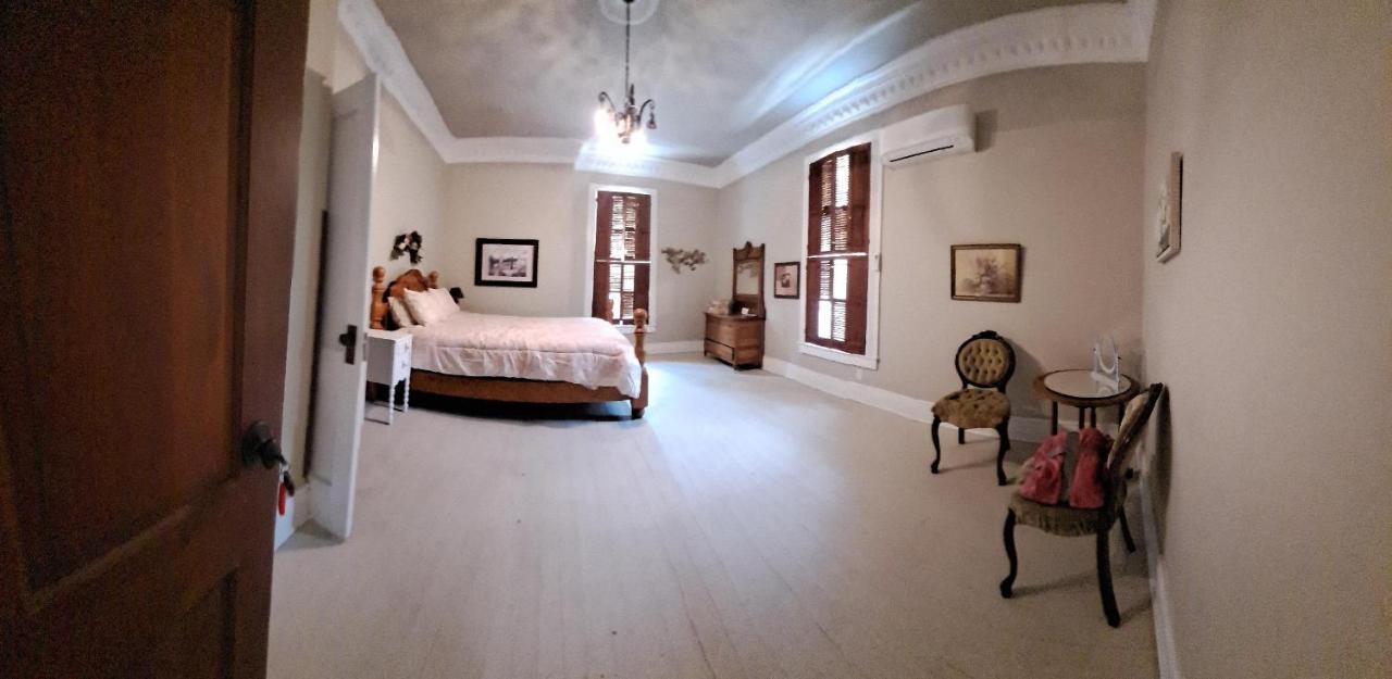 Leslie Manor Bed & Breakfast Глазгоу Екстериор снимка